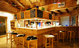 asr_kitzstein_bar.jpg - active sports reisen