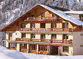 chatel_sportclub_savoie_001.jpg - active sports reisen